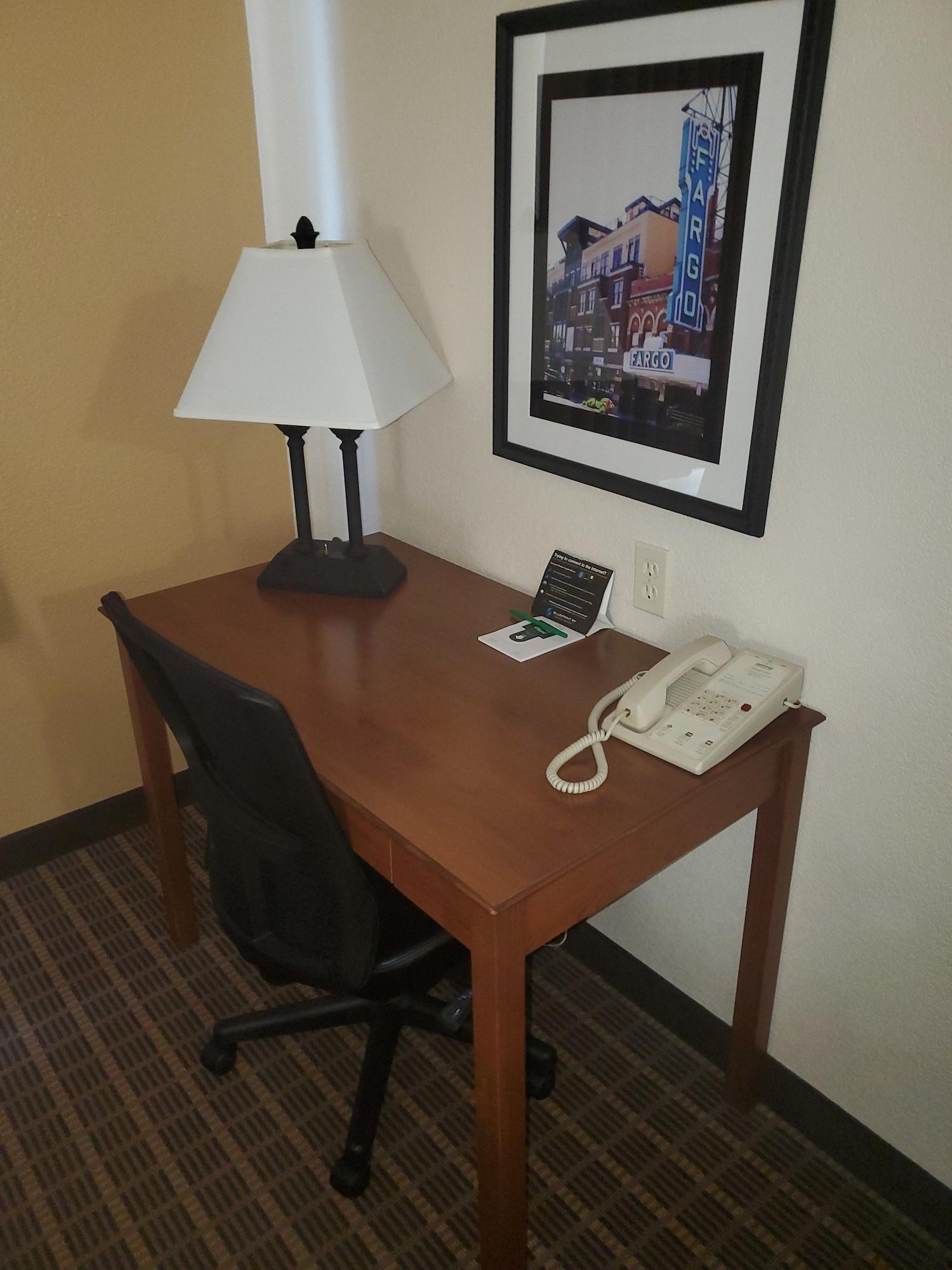 Expressway Suites Fargo Ngoại thất bức ảnh