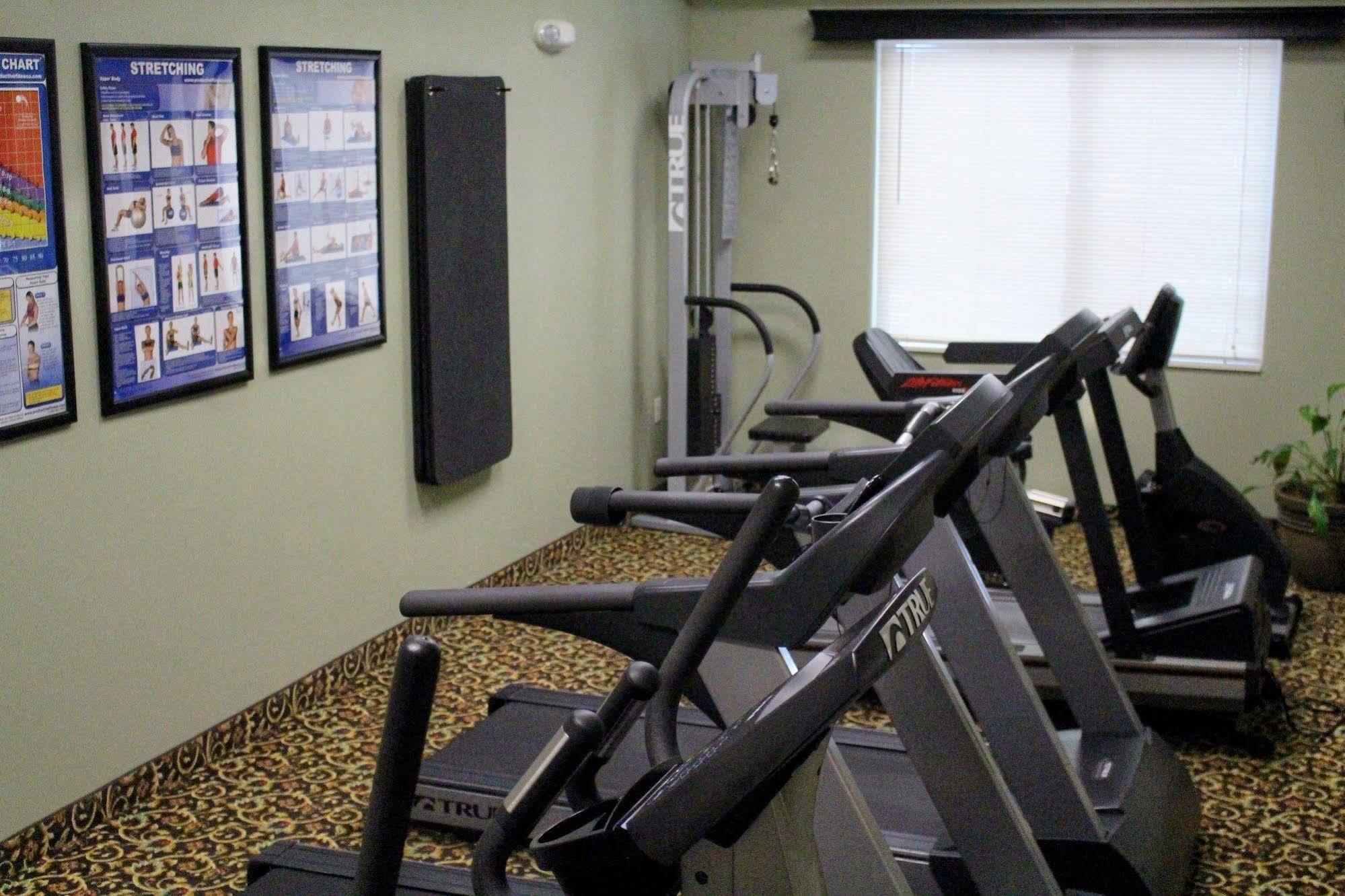 Expressway Suites Fargo Ngoại thất bức ảnh